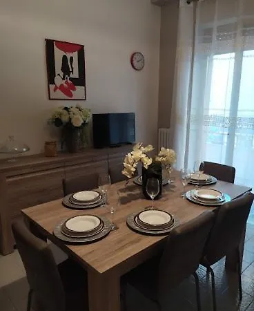 Casa Vacanze La Gemma 아파트 *