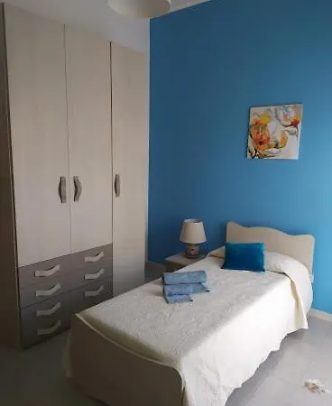 Casa Vacanze La Gemma Apartment *